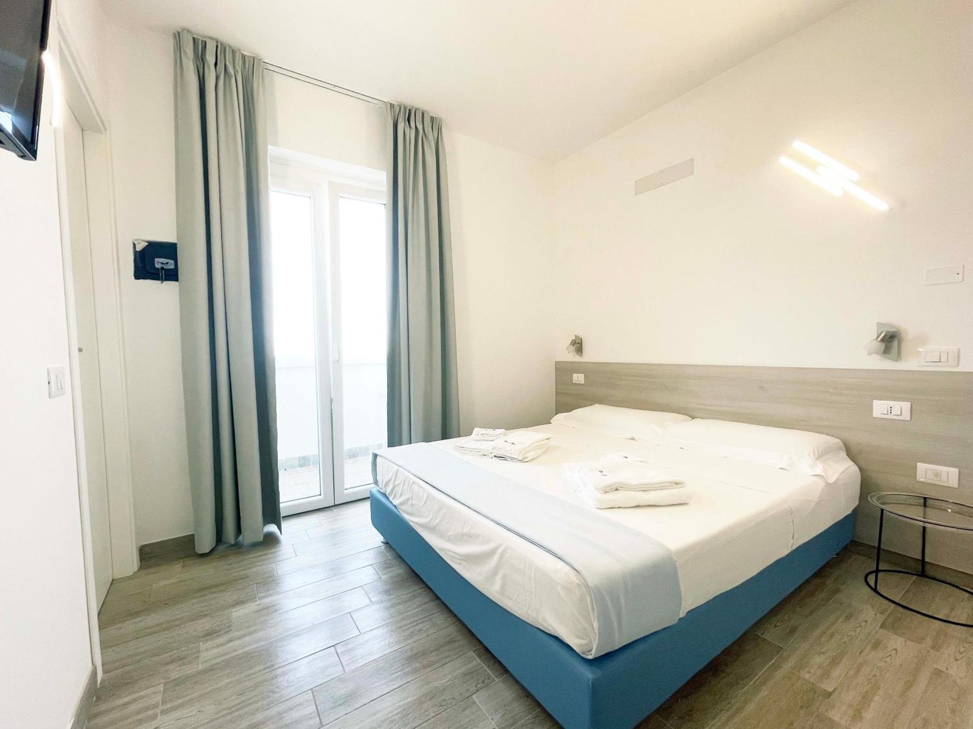 Bed and Breakfast Perla Blu Tropea Санта-Доменика Экстерьер фото